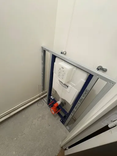 Création d'un toilette suspendu à Amiens, Saveuse, SPS Plomberie